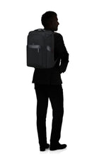 Load image into Gallery viewer, Black Evosight Backpack 17.3"