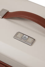 Load image into Gallery viewer, Samsonite Image Beauty Case – Ivory Travel Vanity Case
