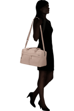 Load image into Gallery viewer, Pink Move 5.0 Duffle Bag 40cm
